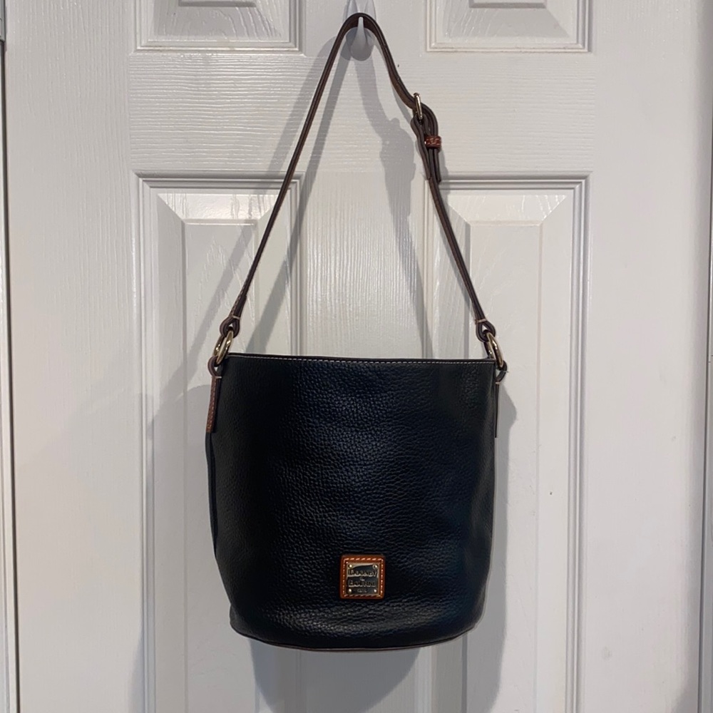 Dooney & Bourke bucket bag